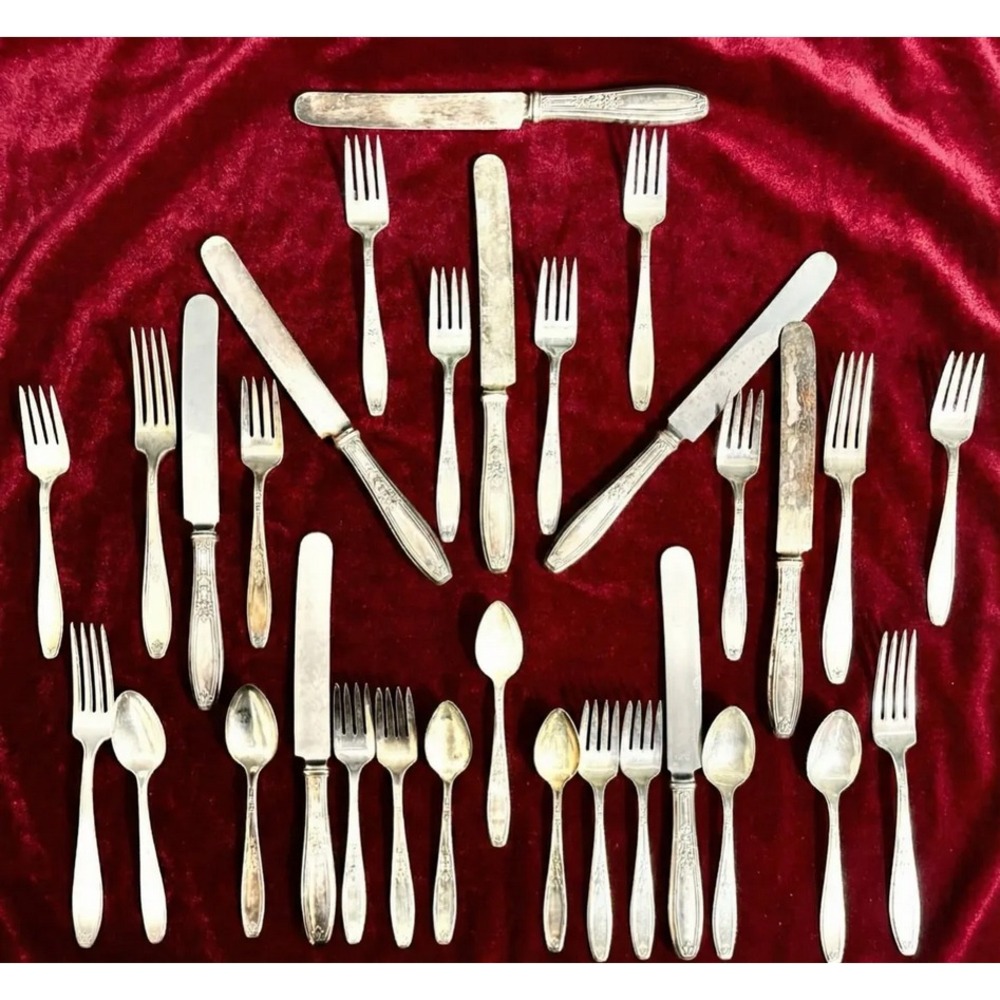 Vintage Insico Stainless Flatware Lot 31 Pc Floral Ornate Handles